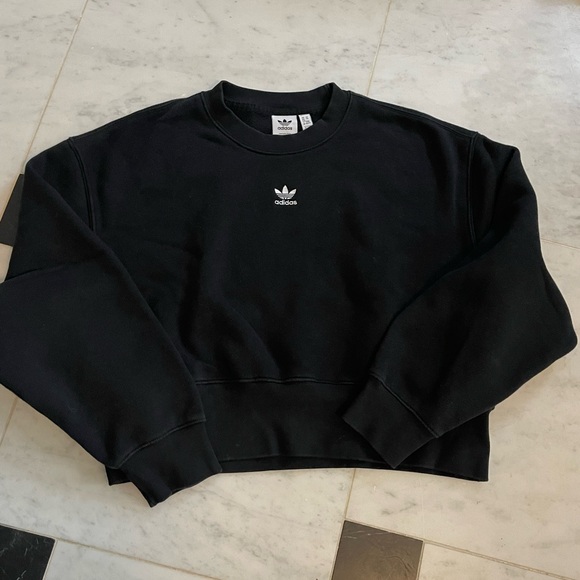 adidas Originals Women's ESS Oversized Fleece Sweatshirt - Picture 3 of 6